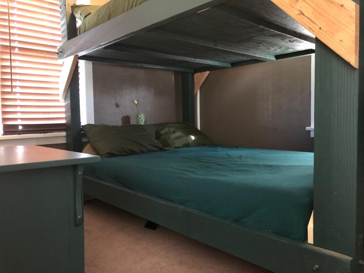 Lava Flow Hostel Grants Eksteriør bilde